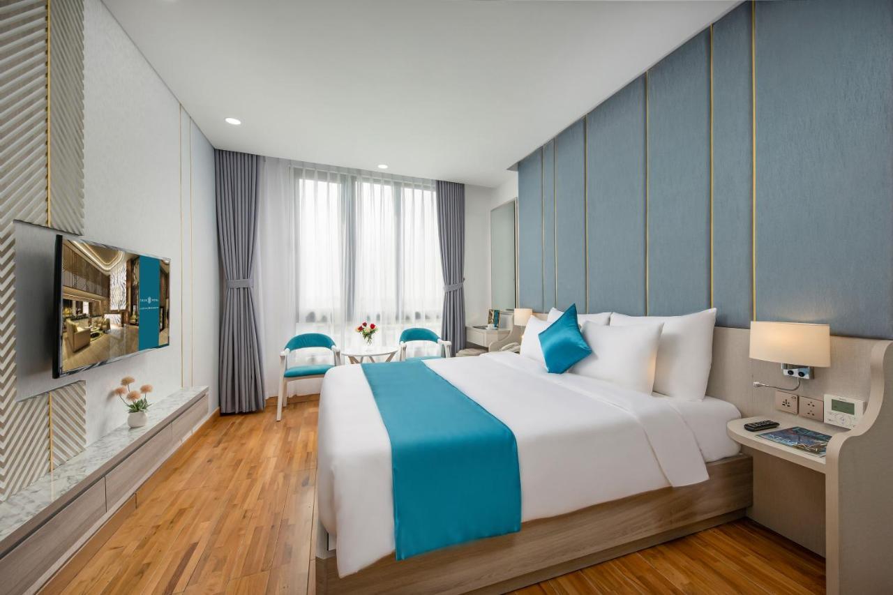 Calix Hotel Da Nang Exterior photo