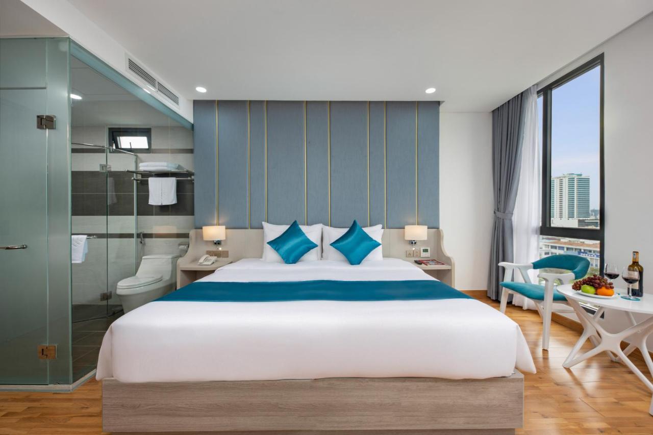 Calix Hotel Da Nang Exterior photo