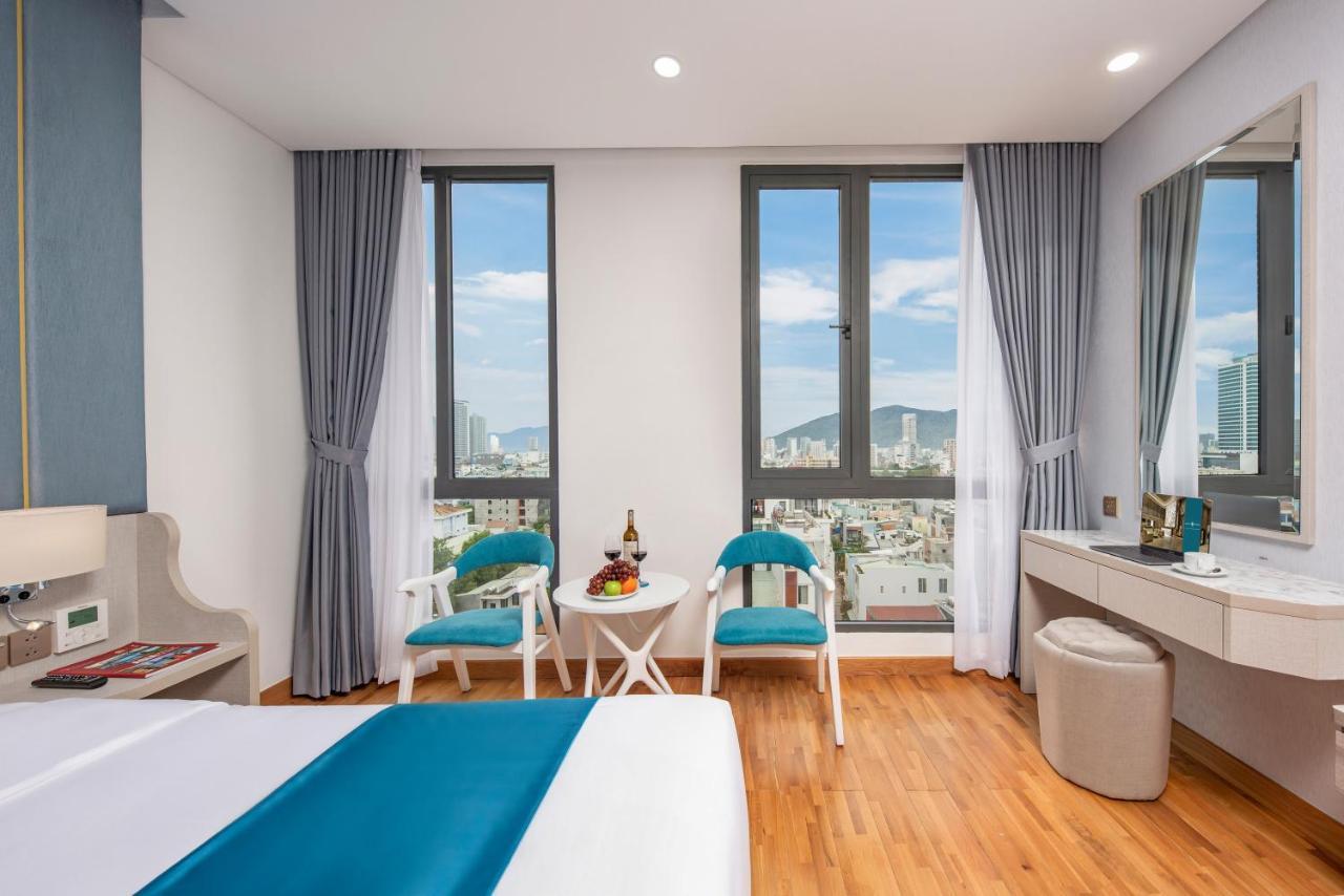 Calix Hotel Da Nang Exterior photo