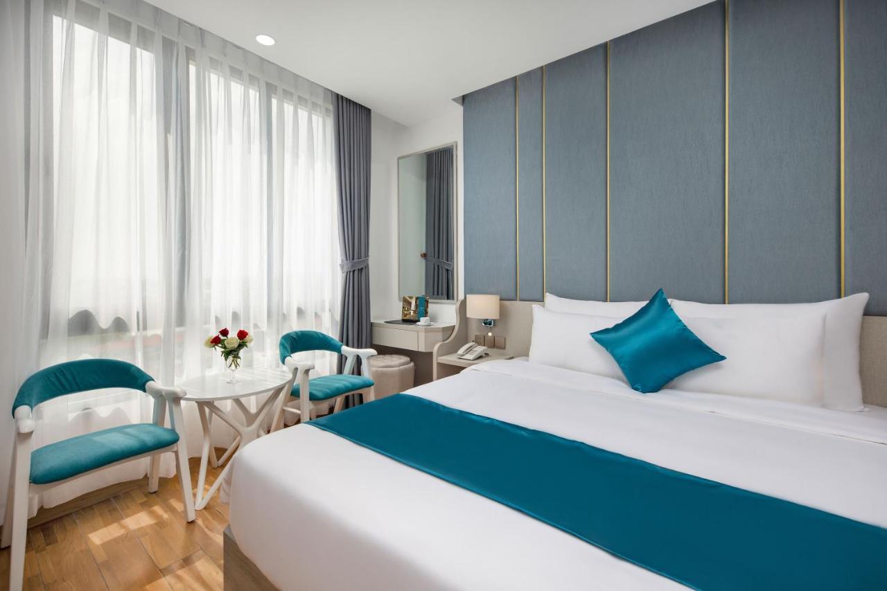 Calix Hotel Da Nang Exterior photo