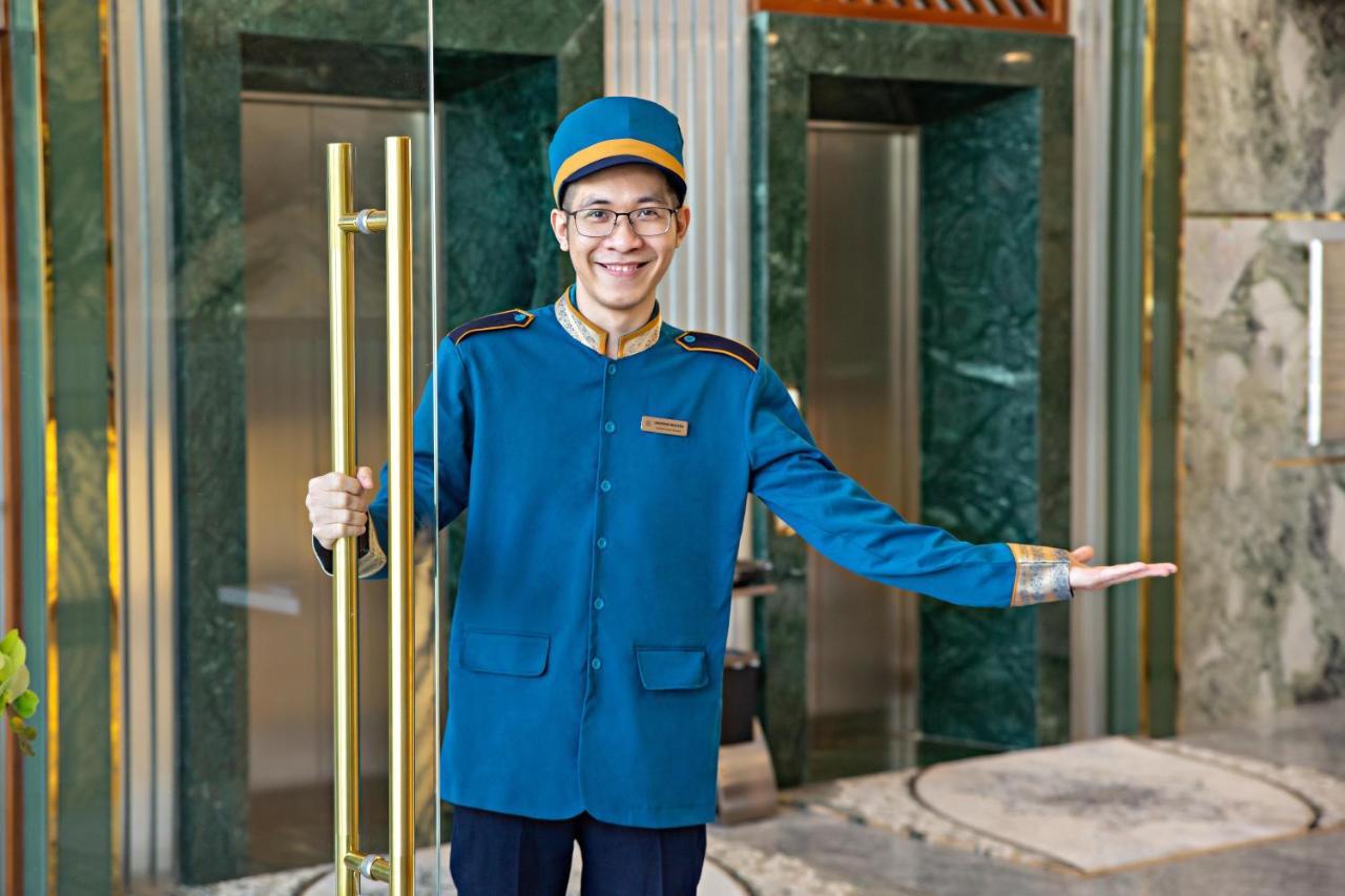Calix Hotel Da Nang Exterior photo