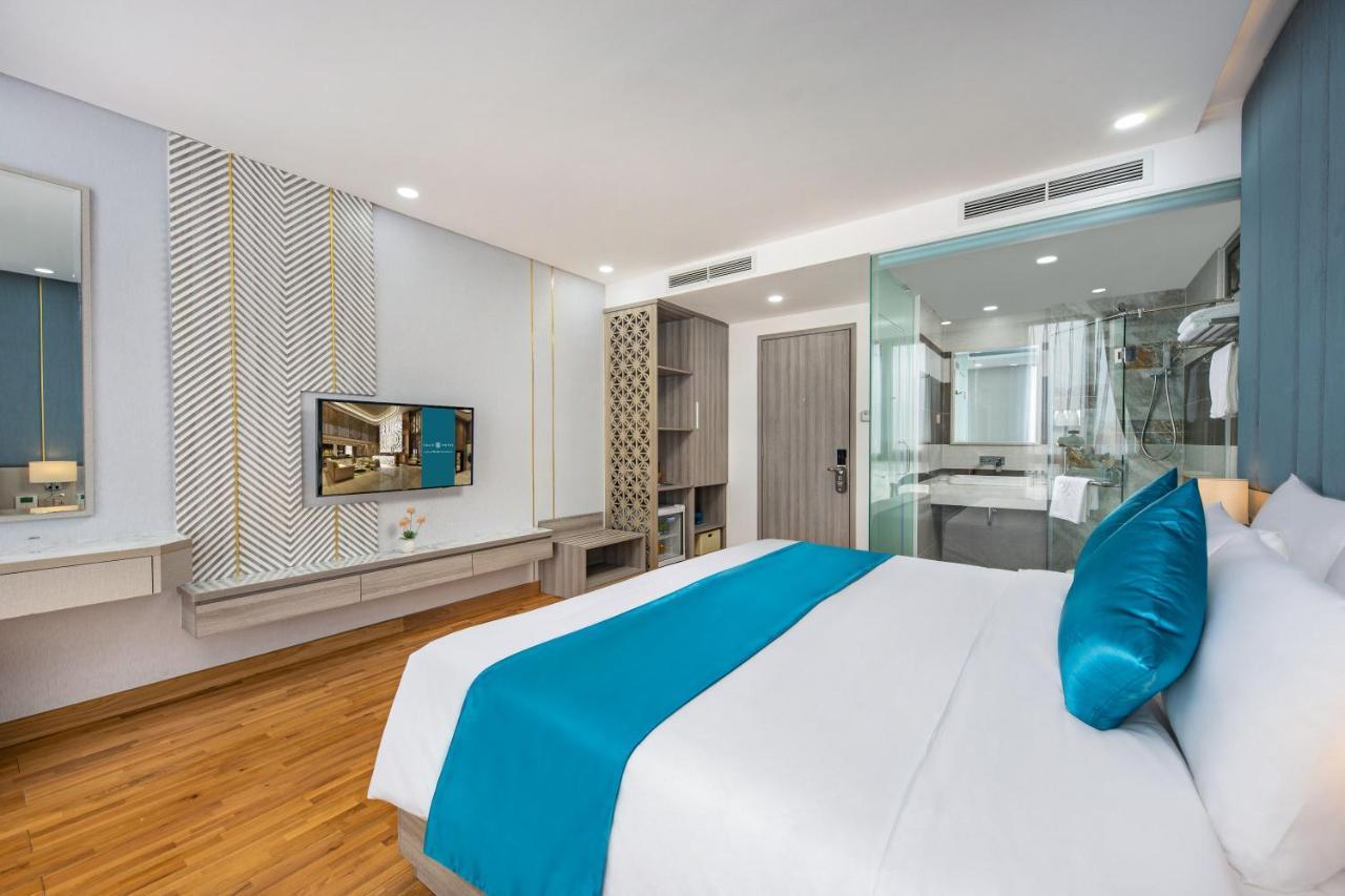 Calix Hotel Da Nang Exterior photo